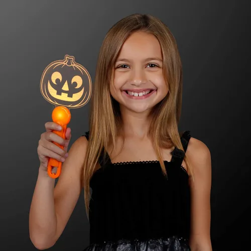 Vista 2 de FlashingBlinkyLights Varita LED de calabaza acrílica iluminada para Halloween
