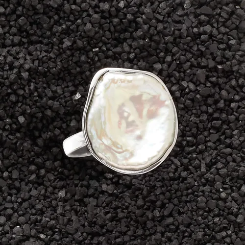 Vista 6 de Ross-Simons Anillo de perlas Keshi cultivadas de 0787 x 0630in en plata de ley tamaño 8 perla no conocido