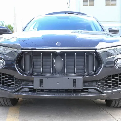 Vista 3 de Fibra de carbono parrilla delantera parachoques Trim tiras para Maserati Levante 2016 piezas de coche 8 unids/set