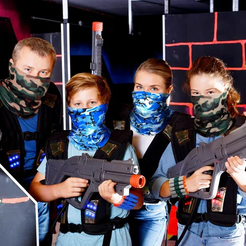 Vista 7 de Sosation 24 juegos de suministros de fiesta de armas para niños y niñas, 72 piezas, regalos de fiesta de armas, paquete de cumpleaños de dos Azul