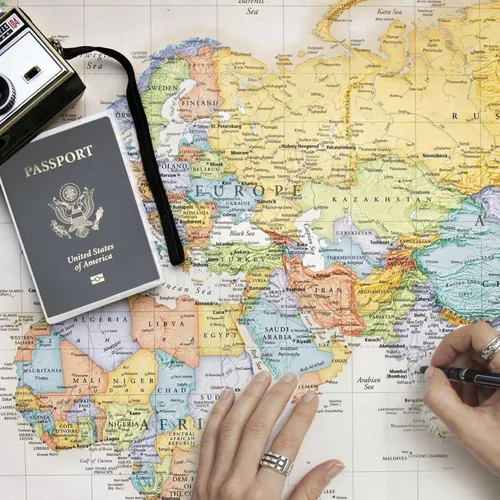 Vista 6 de Funda transparente para pasaporte, funda protectora impermeable para pasaporte, funda de vinilo transparente para tarjeta de embarque y organizador
