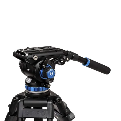 Vista 10 de Benro Cabezal de video fluido de base plana S4 PRO, 8.8 lb. máx. Contrapeso de 2 pasos (1 y 2), soportes de accesorios de 1/4"-20, montaje de cabeza