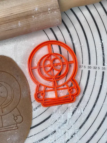 Vista 3 de Kenny McCormick Cortador de galletas y molde de 4 pulgadas a escala producido por 3D Kitchen Art
