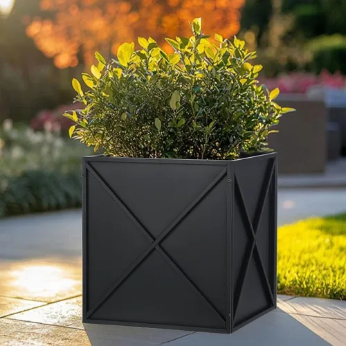 Vista 5 de BAYN Macetero Cuadrado de Metal Maceteros Altos para Plantas de Exterior Moderno Resistente con Agujeros de Drenaje para Exterior Interior Patio