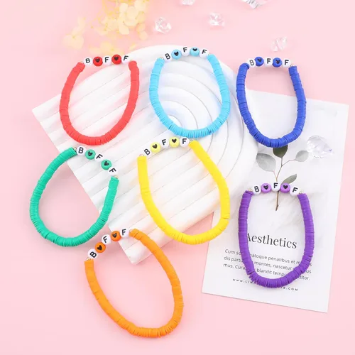 Vista 5 de Juego de pulseras Heishi Surfer de arcoíris para mujeres y niñas, pulseras apilables de arcilla con cuentas de disco, pulseras elásticas de disco