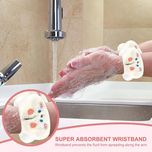 Vista 5 de CAVETEE Juego de 3 piezas de diadema linda - Diadema elástica cosmética de spa, pulsera para mujeres, cuidado facial y ducha Oreja de conejo blanco