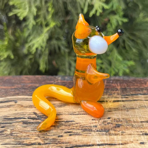 Vista 8 de Figura de zorro de cristal – Miniatura soplada a mano estilo Murano – Adorno de zorro coleccionable para estante o escritorio – Regalo