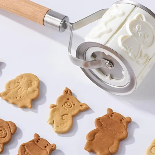 Vista 2 de EXCEART Moldes para galletas de bricolaje, 8 patrones de animales para festivales, cortadores de galletas rodantes resistentes