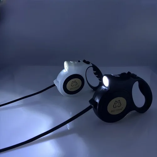 Vista 5 de Correa retráctil con luz LED para perros pequeños a medianos, extensible de 16 pies para paseos nocturnos seguros (negro)