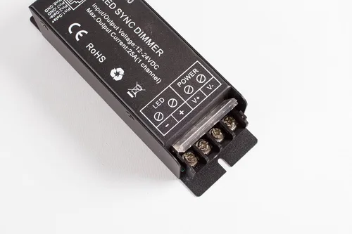 Vista 5 de Controlador de luz LED todo en uno (controlador LED de un solo color resistente)