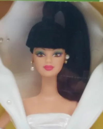 Vista 2 de Barbie 29912 2001 The Calla Lily 3ª en la serie Muñeca