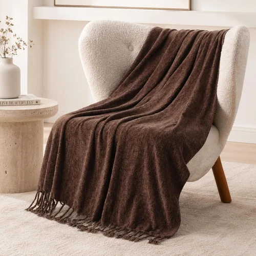 Vista 25 de BATTILO HOME Manta de Chenille Beige para Sofá, Manta Decorativa con Flecos Aterciopelados Color Caqui Tostado para Sofá Decoración del Hogar