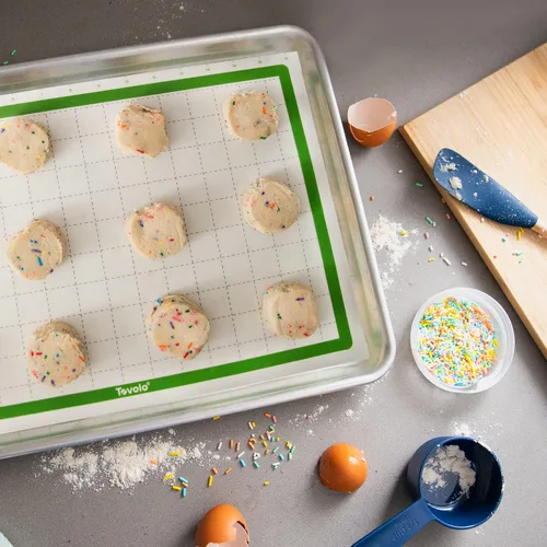 Vista 5 de Tovolo TrueBake - Alfombrilla de silicona para hornear media hoja con líneas de rejilla para hornear galletas, pastelería, masa rodante, cocinar
