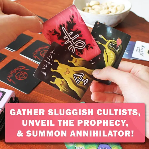 Vista 3 de SATANIMALES: Juego de Cartas de Aniquilación 2-4 Jugadores, 15 Minutos para Jugar, Edad 14+ Babosa Banana Devoradora de Mundos y Cultistas