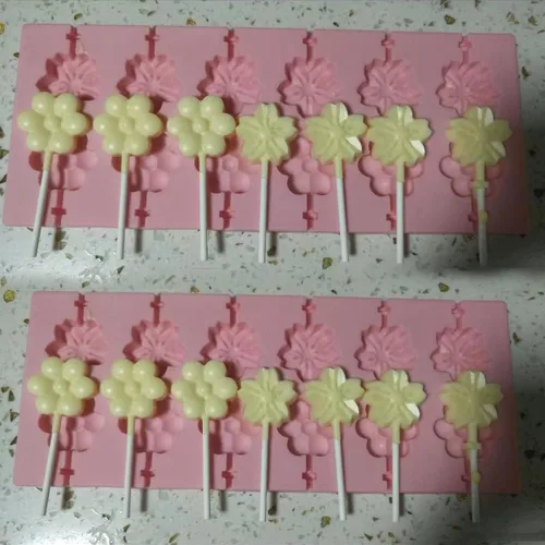 Vista 4 de Molde de silicona para piruletas de flores: el molde de piruleta de chocolate se puede utilizar para hacer una variedad de dulces hechos a mano como