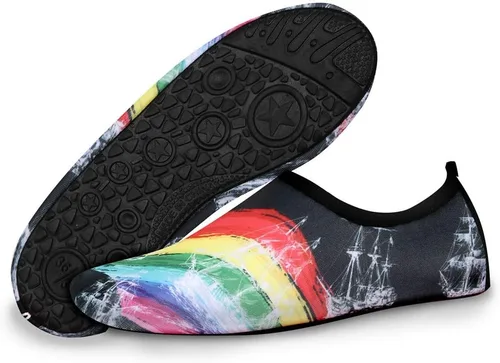 Vista 4 de Zapatos de agua para niños, mujeres y hombres sensación de pies descalzos, de secado rápido, calcetines acuáticos para playa, actividades al aire