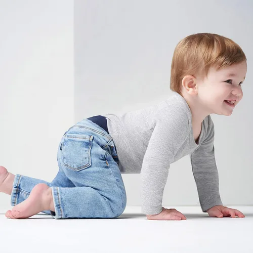 Vista 7 de Gerber Baby Toddler Rib Waist Stretch Denim Skinny Jeans
