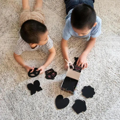 Vista 8 de Melissa & Doug Scratch Art - Mini notas