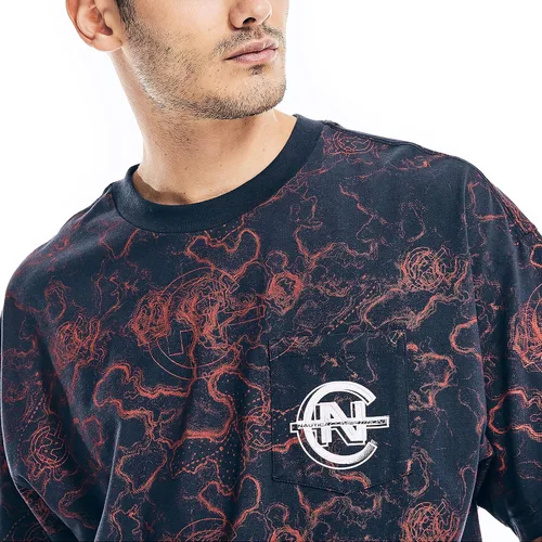 Vista 4 de Nautica Men's Competition Sustainably Crafted Printed Pocket T-Shirt
