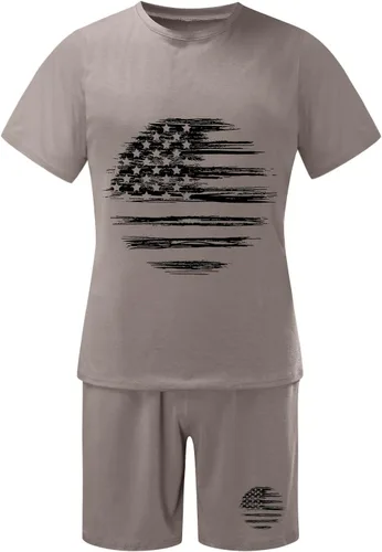 Vista 4 de Conjunto deportivo de verano de 2 piezas para hombre con la bandera estadounidense, elegante camiseta del 4 de julio y pantalones cortos deportivos