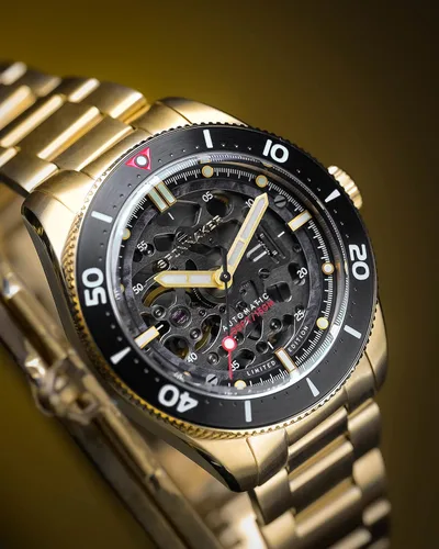 Vista 3 de Spinnaker Mens 40mm Croft Mid Size Automatic Limited Edition Watch with Skeleton Dial and Stainless Steel Bracelet SP-5095