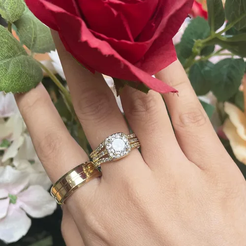 Vista 9 de Anillos a juego para parejas, anillos a juego de 1.8 quilates chapados en oro de circonita cúbica para mujer, conjuntos de anillos de boda para él