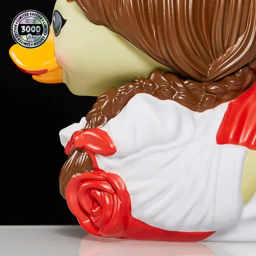 Vista 4 de TUBBZ Primera Edición: Horror - Figura de Vinilo de Pato de Goma Disfrazado de Annabelle Annabelle (Baño de bañera)