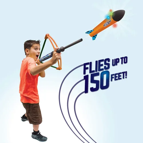 Vista 4 de Geospace Pump Rocket Air Archer - Juego de arco y cohete con potencia elástica EZ-Pull (1 lanzador, 3 cohetes y 4 dardos)