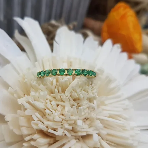 Vista 4 de Dazzlingrock Collection Round Gemstone or Diamond Eternity Stackable Wedding Band for Women in Gold