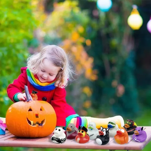 Vista 3 de Paquete de 24 Patos de Goma de Halloween Juguetes de Baño para Niños Pequeños Niños Niñas Juguetes de Halloween Favores de Fiesta de Halloween