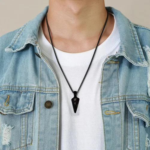 Vista 2 de Hanpeelry Collar de ojo de Horus Ankh Cruz con punta de flecha collares con colgante de lanza de amuleto de Egipto collar de talismán regalos