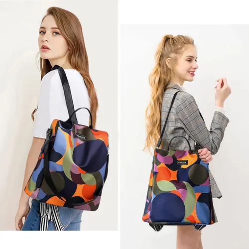 Vista 2 de Mochila para mujer, antirrobo, bolsa de viaje convertible, mochila de moda, casual, impermeable, para senderismo, M