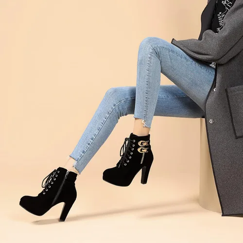 Vista 5 de Botines de tacón alto para mujer, otoño, redondo, de agujetas, con tacón grueso y plataforma. Botines Knight Martin.