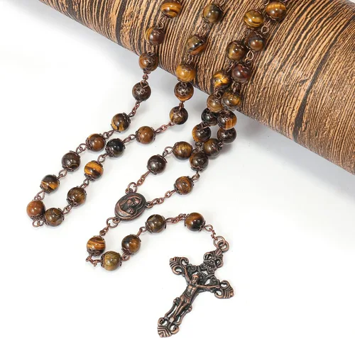 Vista 4 de Nazareth Store Collar de rosario con cuentas de piedra natural, 0.315 in, diseño de cobre antiguo, medalla de suelo sagrado y cruz en bolsa