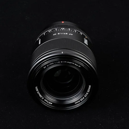 Vista 7 de Viltrox 1.063 in F1.2 Pro Level APS-C Auto Focus, compatible con cámaras sin espejo Fuji X-Mount X-A7 X-E2S X-E3 X-E4 X-H1 X-H2 X-H2S X-Pro2 X-Pro3