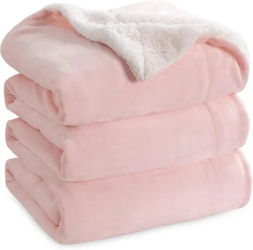 Vista 50 de Bedsure GentleSoft - Manta de forro polar Sherpa para sofá, manta de Navidad gruesa y cálida para invierno, manta de felpa suave y esponjosa como