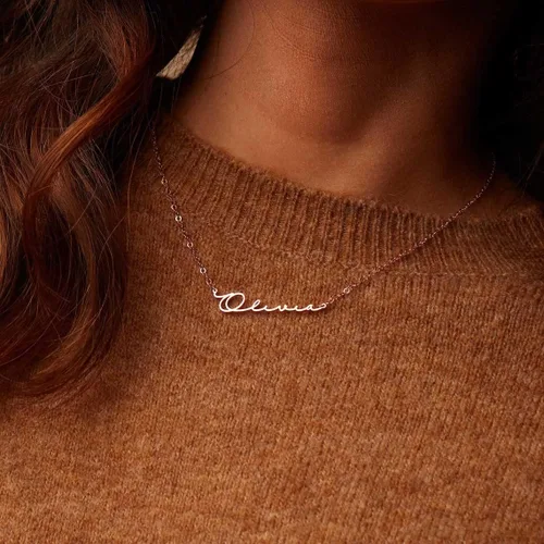Vista 4 de Collar con 2 nombres en capas personalizable, collar estilo gargantilla de doble cadena chapado en oro de 18 quilates con placa de nombre, collar