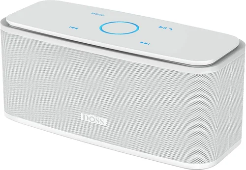 Vista 13 de DOSS SoundBox Touch - Altavoz inalámbrico con Bluetooth, sonido HD de 12W con graves ricos, resistente al agua IPX5, 20 horas de reproducción, manos