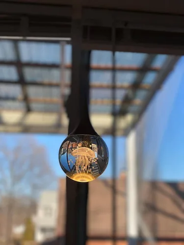 Vista 4 de CHYING Lámpara colgante dorada de cristal LED Iluminación colgante de medusa lágrima luces colgantes mini luces colgantes para isla de cocina, baño