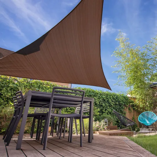 Vista 2 de Toldo triangular de 12 x 12 x 12 pies de tela de bloqueo UV, color marrón oscuro
