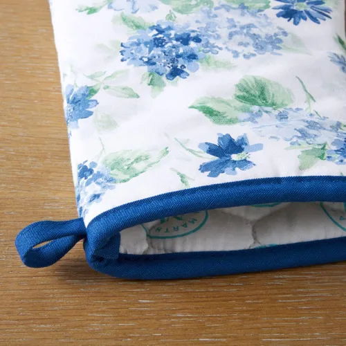 Vista 6 de Martha Stewart Juego de 2 manoplas de horno y agarraderas florales ámbar, azul/verde, OM: 7"x13" y PH: 7"x10