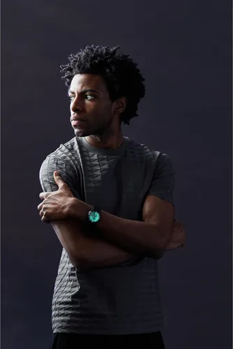 Vista 6 de Citizen Reloj ecológico Wars Death Star para hombre Negro y dos tonos