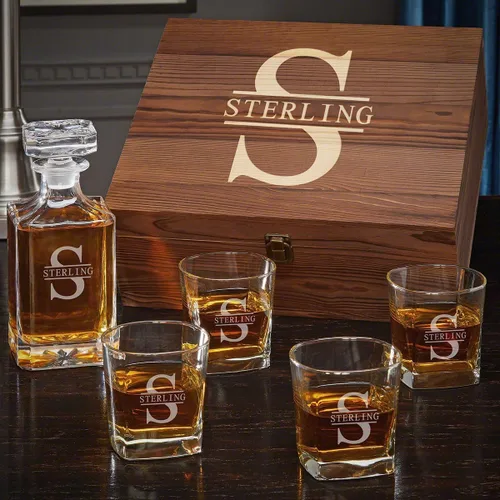 Vista 11 de Juego de decantador de whisky personalizado y vasos de whisky en caja hecha a mano