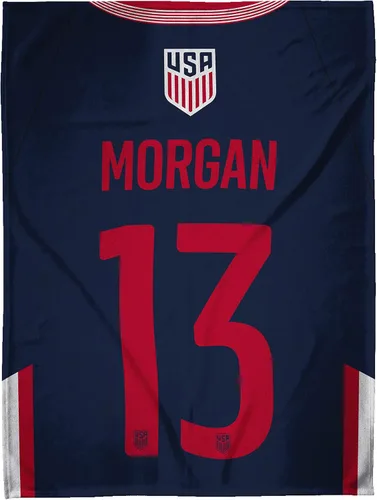 Vista 2 de Sleep Squad US Fútbol Femenino Alex Morgan Manta de Felpa Raschel de 60 x 80 pulgadas Una Manta de Fútbol USA