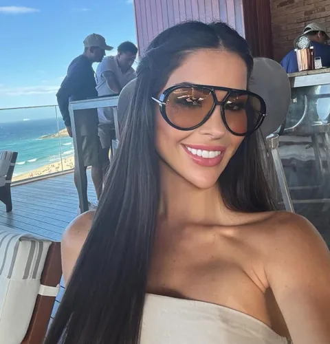 Vista 3 de Lentes de sol estilo aviador retro dorados para mujeres y hombres, 2025 de metal de gran tamaño de los años 70, gafas de sol negras