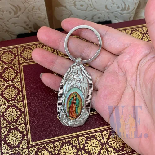 Vista 3 de Nuestra Señora de Guadalupe Bautismo Llavero Favores (12 PCS) Recuerdos De Mi Bautizo Primera Comunión Nuestra Virgen De Guadalupe Llaveros, plateado