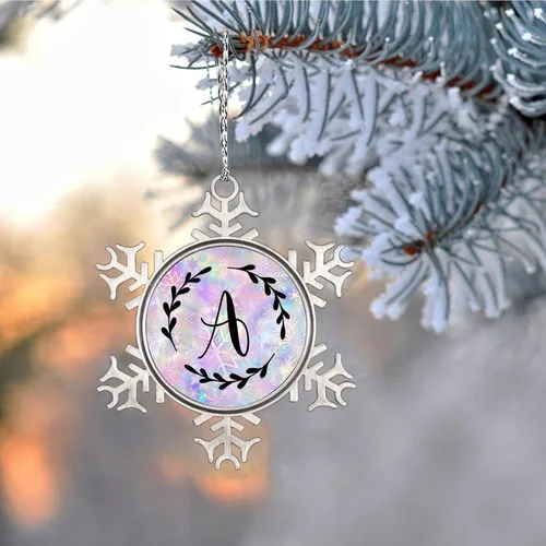 Vista 5 de Adorno de copo de nieve de letra A con inicial de copo de nieve, corona negra, adorno con monograma para decoración de árbol de Navidad, adornos