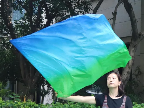 Vista 7 de Winged Sirenny Bandera de seda Poi, 50 pulgadas rectangular de seda giratoria, bandera de alabanza profética adoración adoración danza (aventura B)