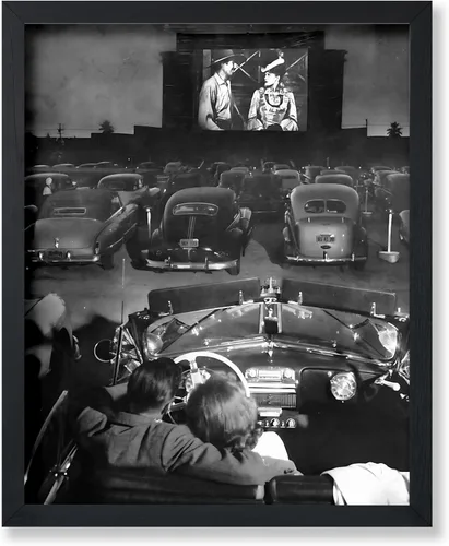 Vista 55 de Póster de arte de moda de Poster Master - Mujer en impresión de auto clásico - Arte en blanco y negro - Arte fotográfico - Arte de autos - Arte