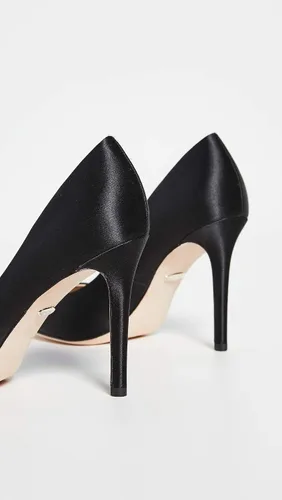 Vista 4 de Badgley Mischka Cher Pump para mujer